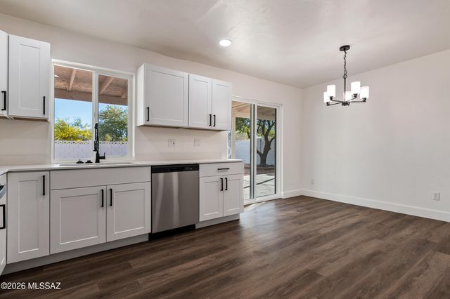 2218 E Oregon Street, Tucson, AZ 85706