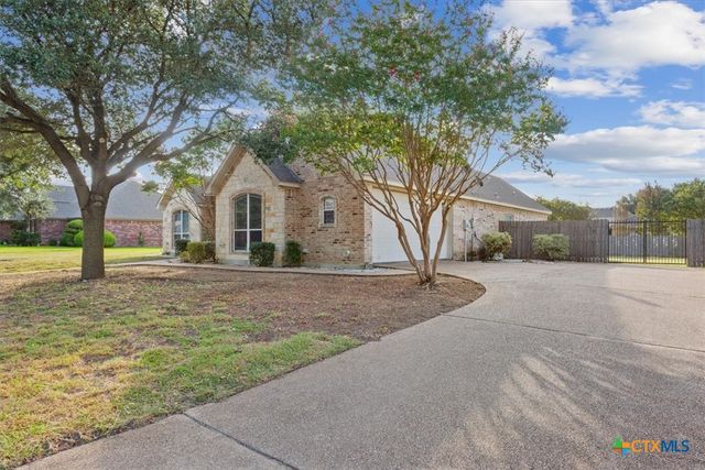 904 Erica Drive, Hewitt, TX 76643