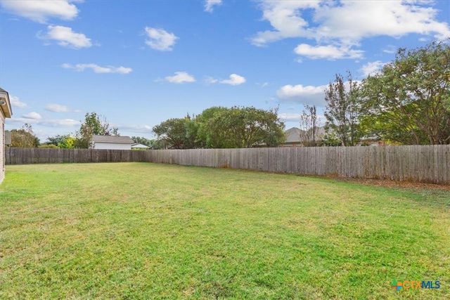 904 Erica Drive, Hewitt, TX 76643