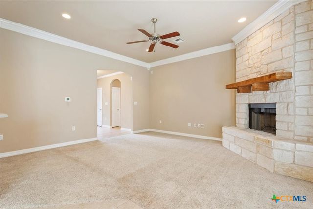 904 Erica Drive, Hewitt, TX 76643