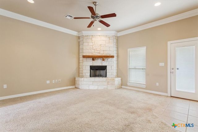 904 Erica Drive, Hewitt, TX 76643