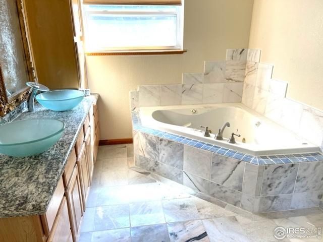 8 Valley View Dr, Nederland, CO 80466