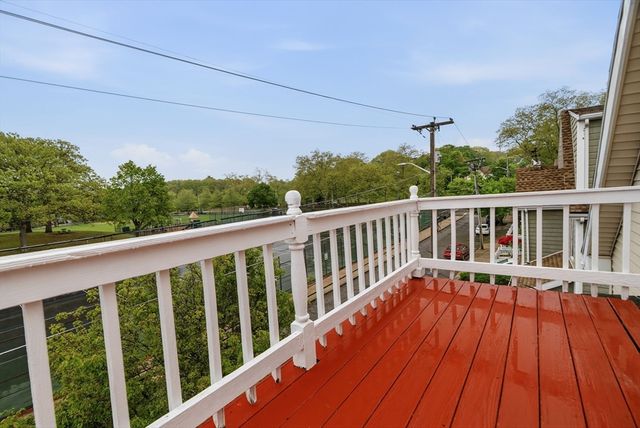 7 Pine St 2, Malden, MA 02148