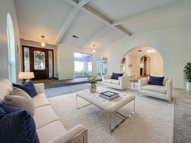 3309 S Country Club Road, Garland, TX 75043