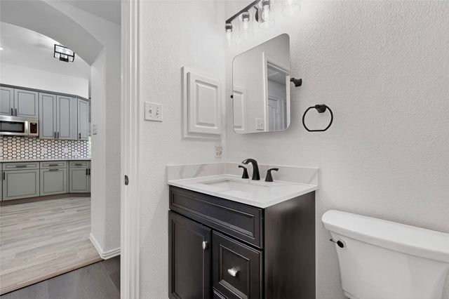 1911 Random Oaks Drive, Rockwall, TX 75087
