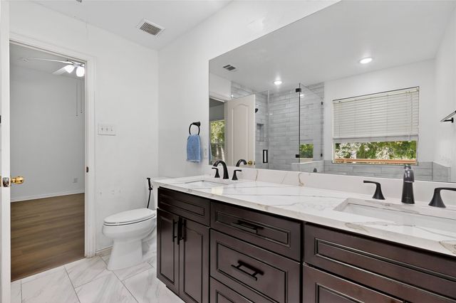 1911 Random Oaks Drive, Rockwall, TX 75087