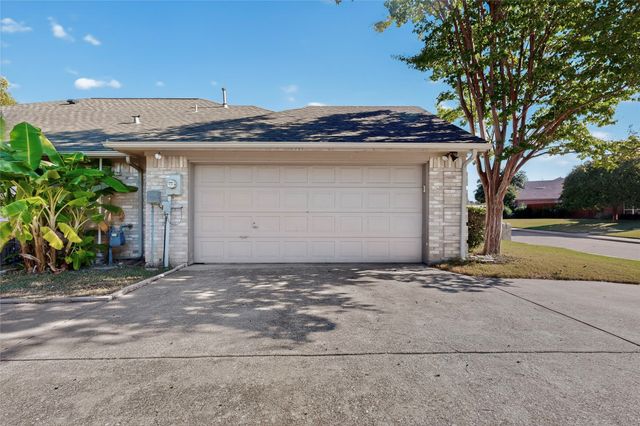 1911 Random Oaks Drive, Rockwall, TX 75087