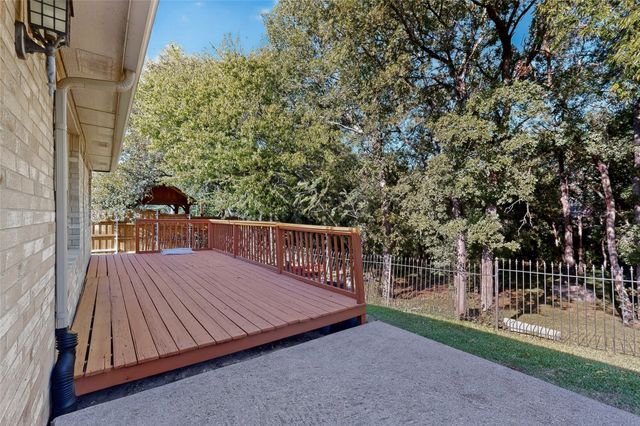 1911 Random Oaks Drive, Rockwall, TX 75087