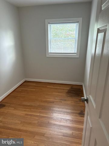2307 WYNGATE RD, Suitland, MD 20746