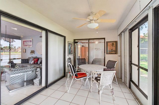 10247 N Circle Lake Drive 102, Boynton Beach, FL 33437