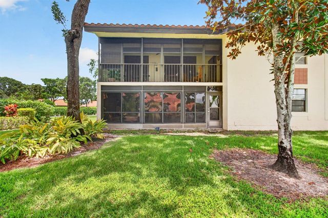 10247 N Circle Lake Drive 102, Boynton Beach, FL 33437