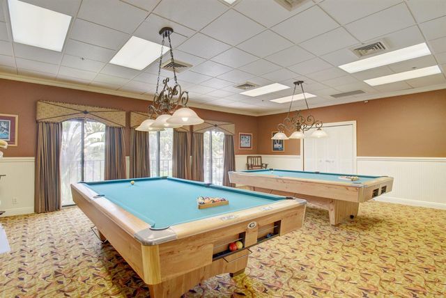 10247 N Circle Lake Drive 102, Boynton Beach, FL 33437