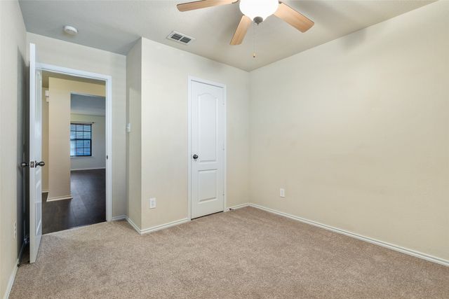 3917 Mantis Street, Fort Worth, TX 76106