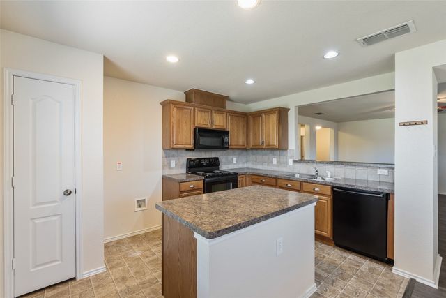 3917 Mantis Street, Fort Worth, TX 76106