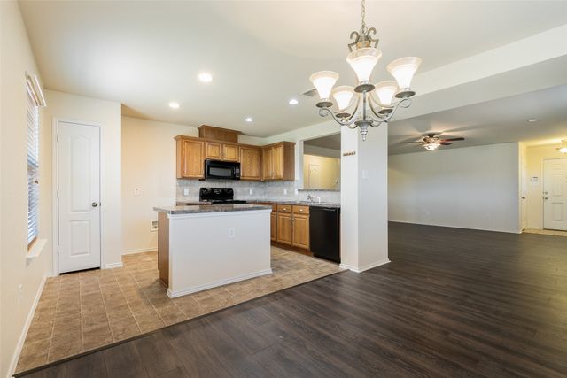 3917 Mantis Street, Fort Worth, TX 76106