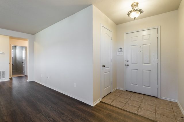 3917 Mantis Street, Fort Worth, TX 76106