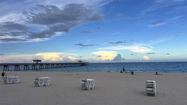 770 SE 2nd Ave A207, Deerfield Beach, FL 33441