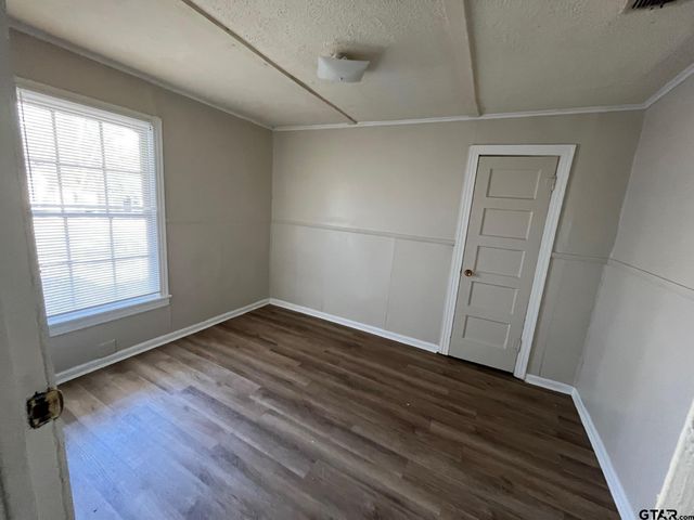 2616 Oak Ln, Tyler, TX 75701