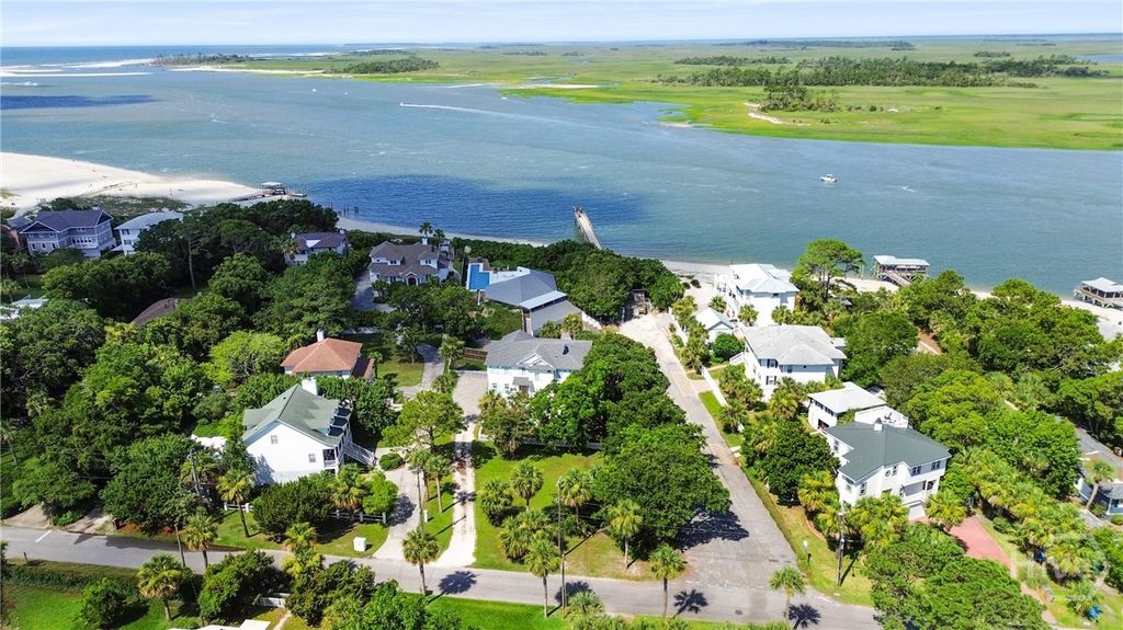 Image 12 of property listing at 0 Chatham Avenue, Tybee Island, GA 31328