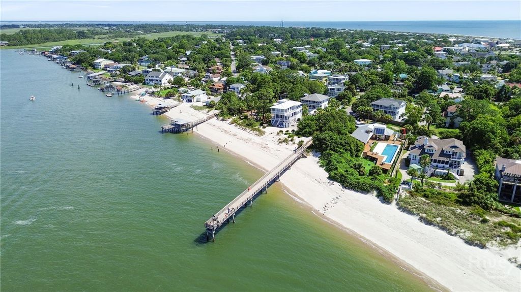 Image 19 of property listing at 0 Chatham Avenue, Tybee Island, GA 31328
