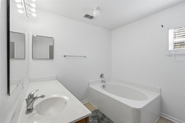 516 CADIZ DRIVE, Groveland, FL 34736