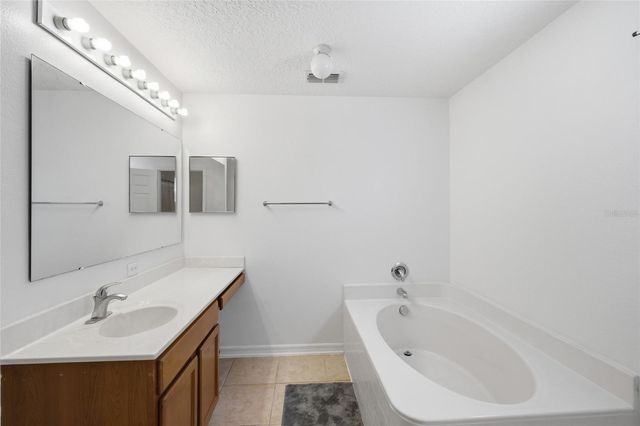 516 CADIZ DRIVE, Groveland, FL 34736