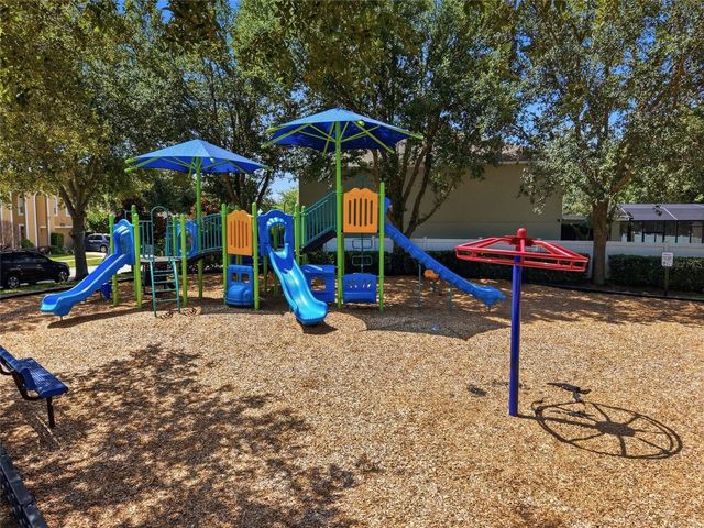 516 CADIZ DRIVE, Groveland, FL 34736