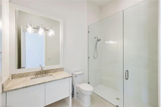 730 Harbour DR, Naples, FL 34103