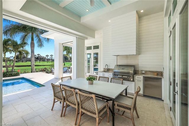 730 Harbour DR, Naples, FL 34103