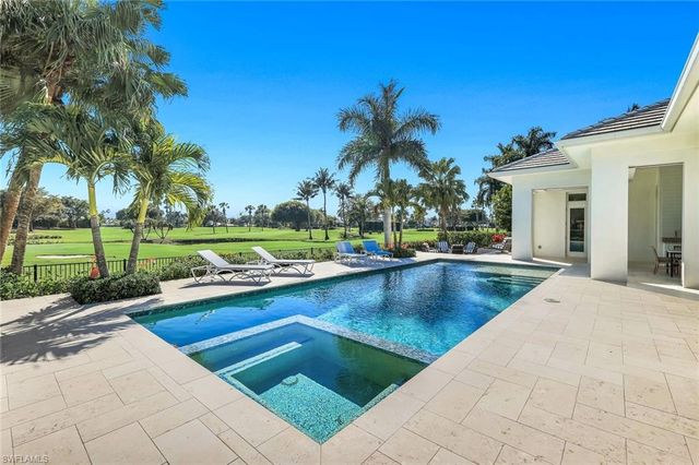 730 Harbour DR, Naples, FL 34103