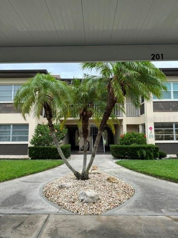 4743 JASPER DRIVE 101, New Port Richey, FL 34652