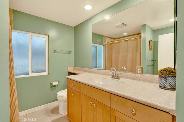 2217 Crescent Avenue, Montrose, CA 91020