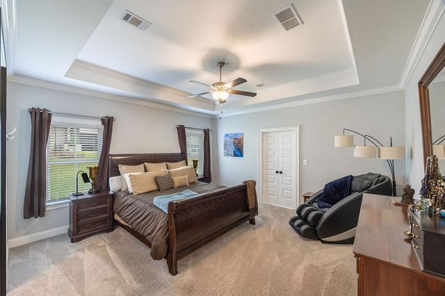 616 Charleston Mills Dr, Midland City, AL 36350
