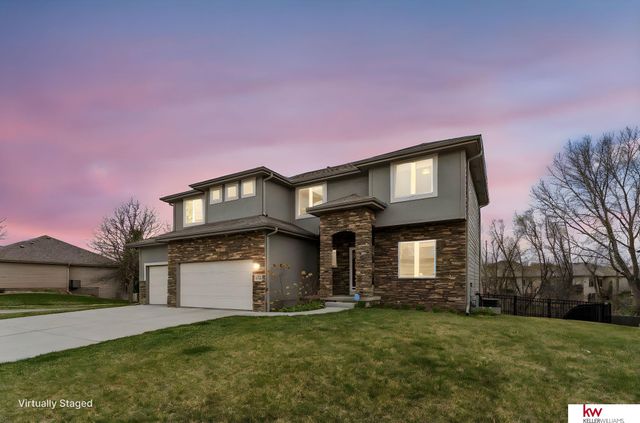 7302 N 154th Avenue, Bennington, NE 68007