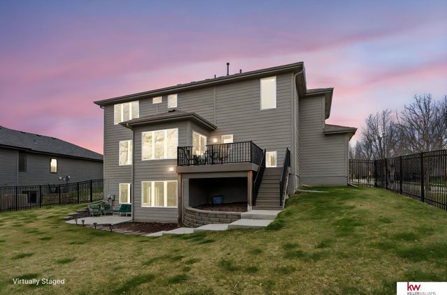 7302 N 154th Avenue, Bennington, NE 68007