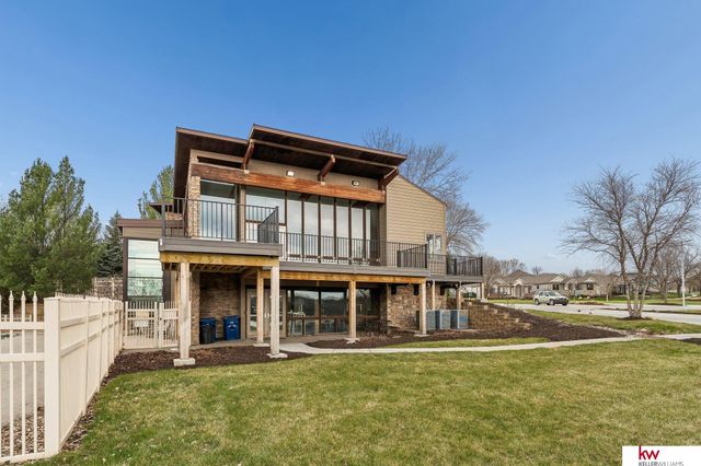 7302 N 154th Avenue, Bennington, NE 68007