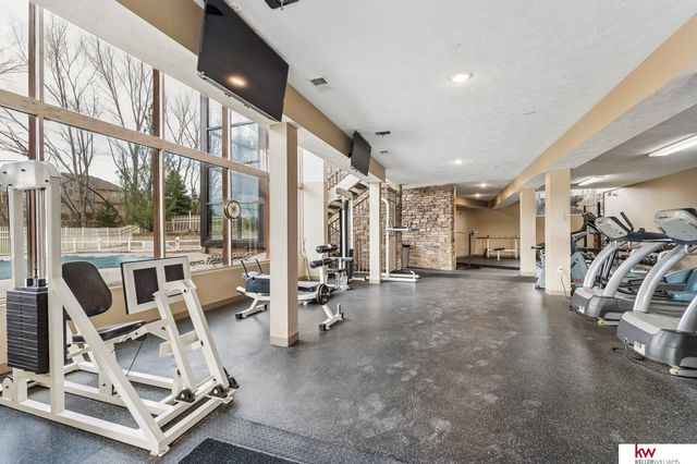 7302 N 154th Avenue, Bennington, NE 68007
