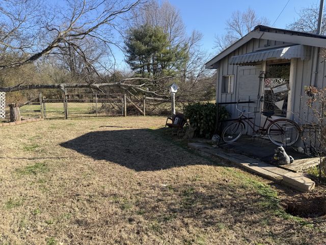 914 Faulkner Springs Rd, Mcminnville, TN 37110