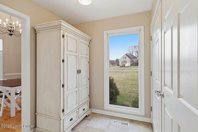 2016 Waldner Ct, Crestwood, KY 40014