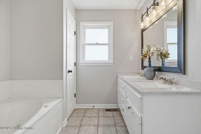 2016 Waldner Ct, Crestwood, KY 40014