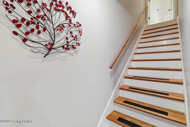 2016 Waldner Ct, Crestwood, KY 40014