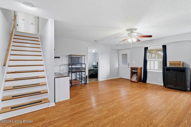 2016 Waldner Ct, Crestwood, KY 40014