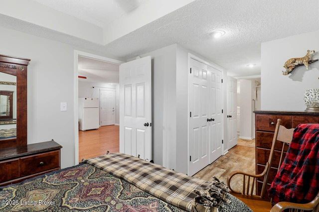 2016 Waldner Ct, Crestwood, KY 40014