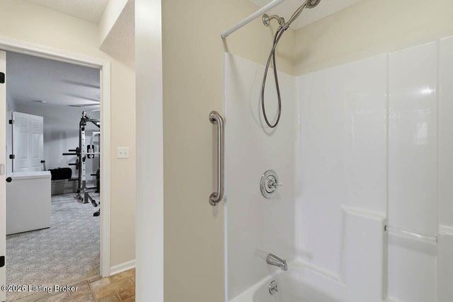 2016 Waldner Ct, Crestwood, KY 40014