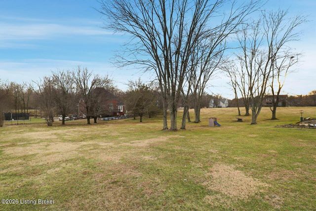 2016 Waldner Ct, Crestwood, KY 40014