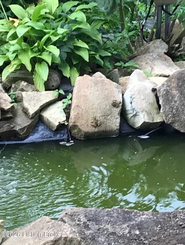 2016 Waldner Ct, Crestwood, KY 40014