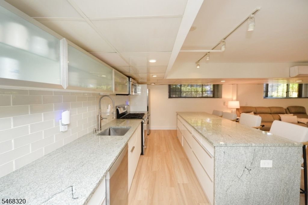 1 Byrne Ln 11, Tenafly Boro, NJ 07670 — photo 3