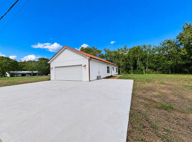 4206 Halls Hill PIKE, Murfreesboro, TN 37130
