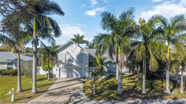 8004 22ND AVENUE W, Bradenton, FL 34209