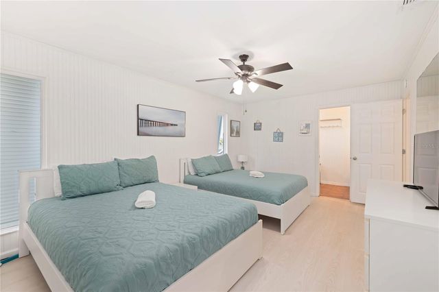 8004 22ND AVENUE W, Bradenton, FL 34209